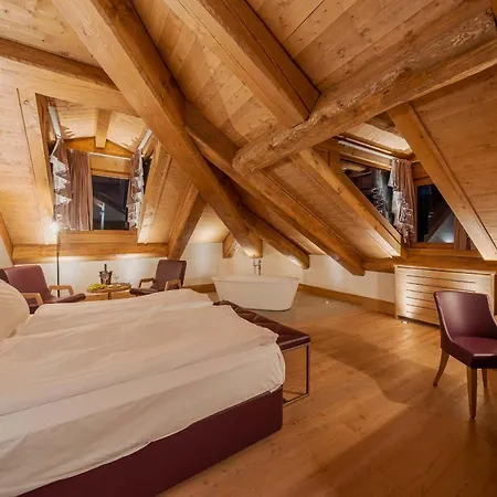 Готель Royal Cortina 3*