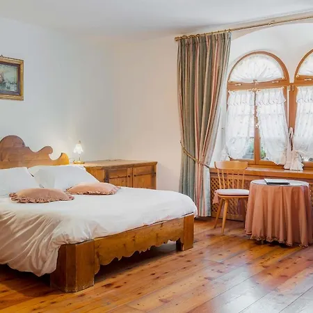 Royal Cortina 3*