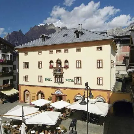 Готель Royal Cortina