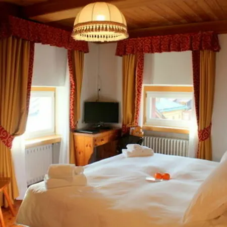 Royal Cortina 3*