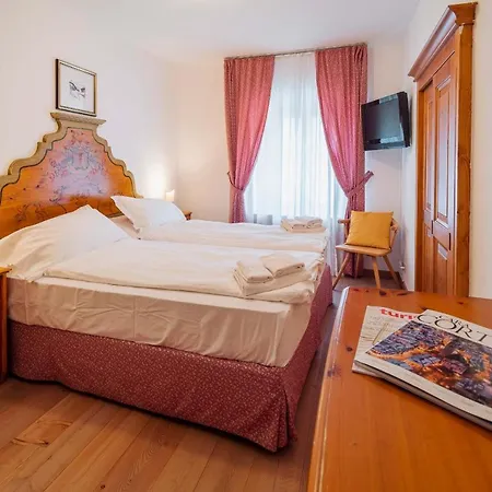 Royal Cortina Hotell